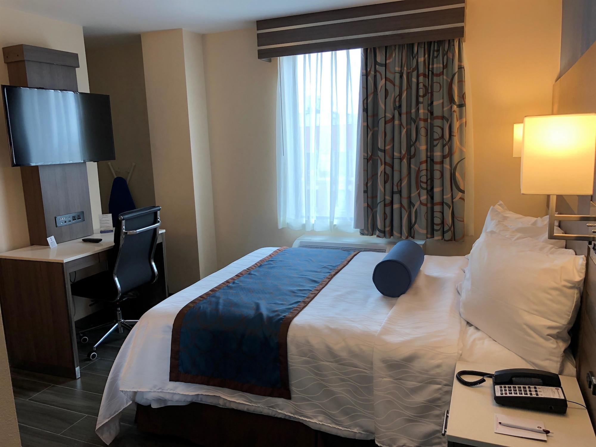 Best Western Plus Stadium Inn Ню Йорк Екстериор снимка